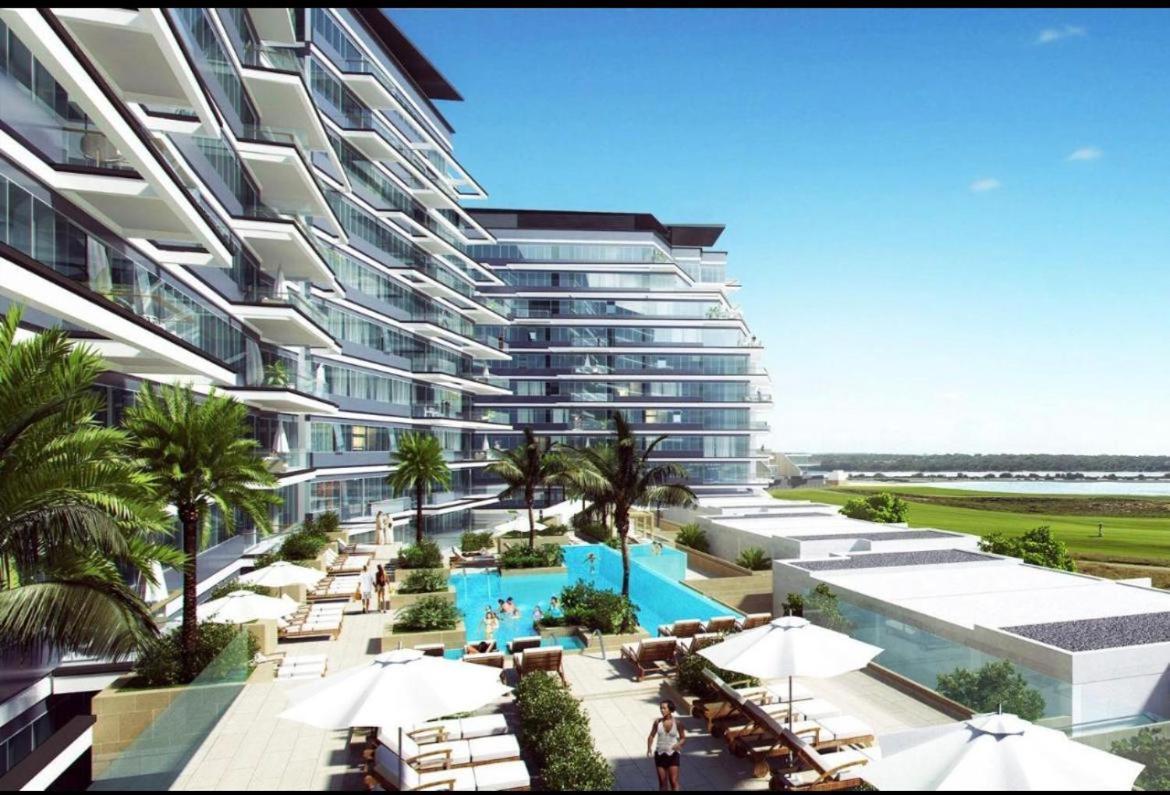 Spectacular Corner At Yas - Private Apartment